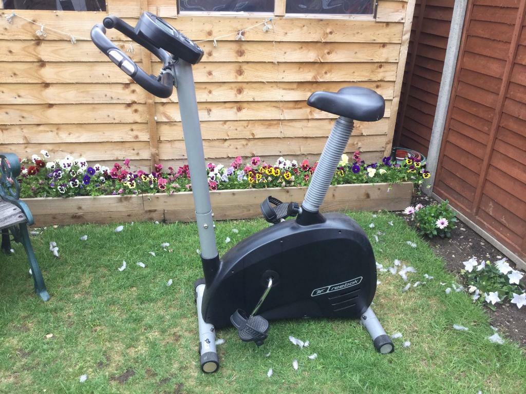 reebok rb1000 exercise bike